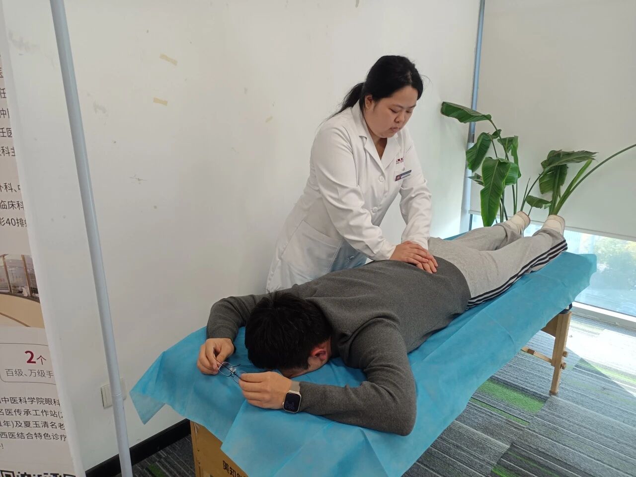 1118-4-3.jpg 1118-4-3.jpg